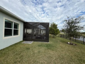 Pros and cons of aluminum patio covers for installation on a Florida home patio.